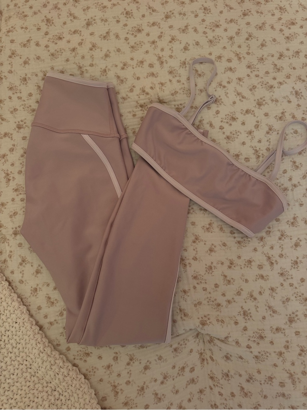Aritzia  Bra & Legging Set — Dusty Pink